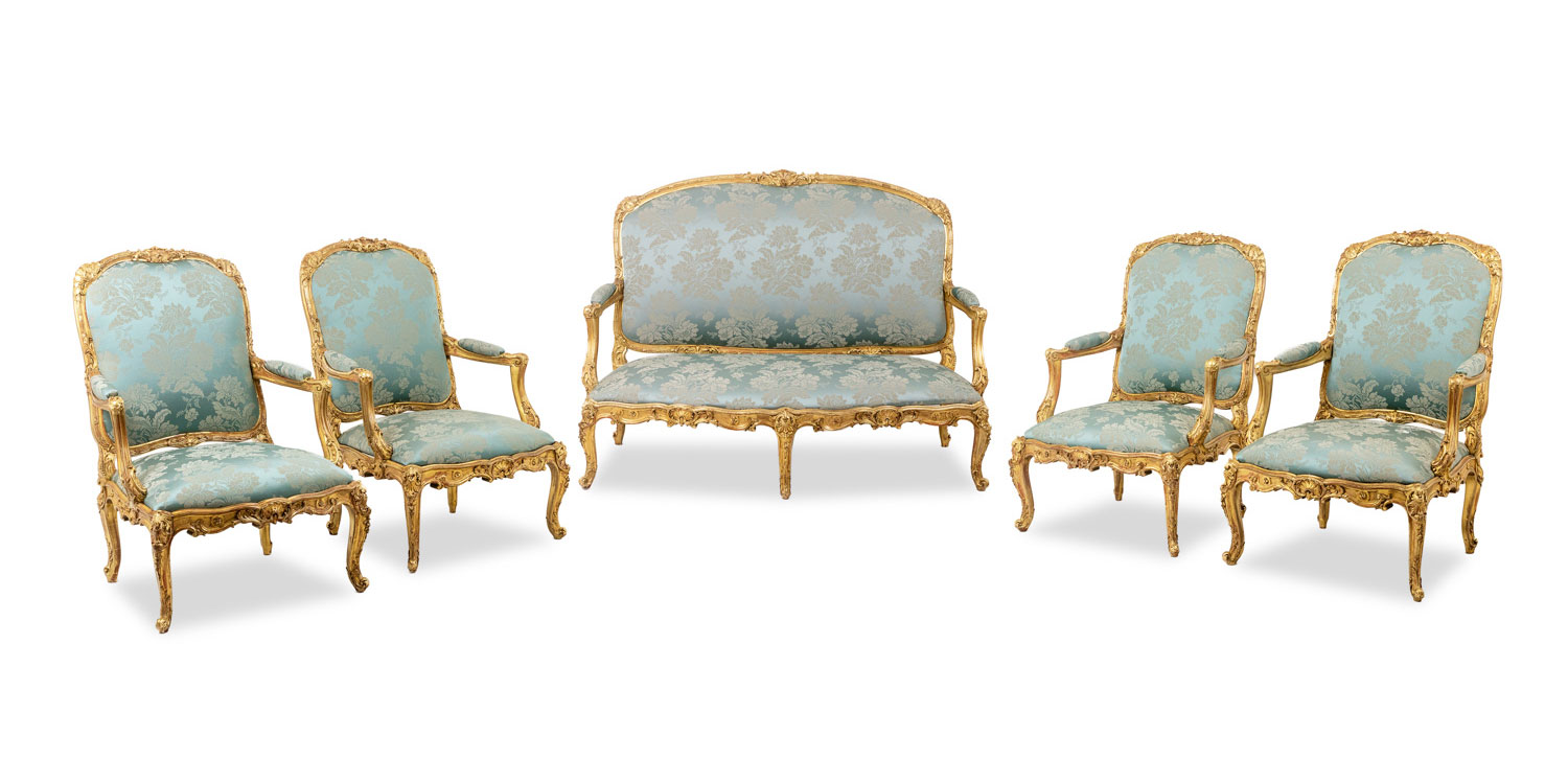 مبل کلاسیک فرانسوی